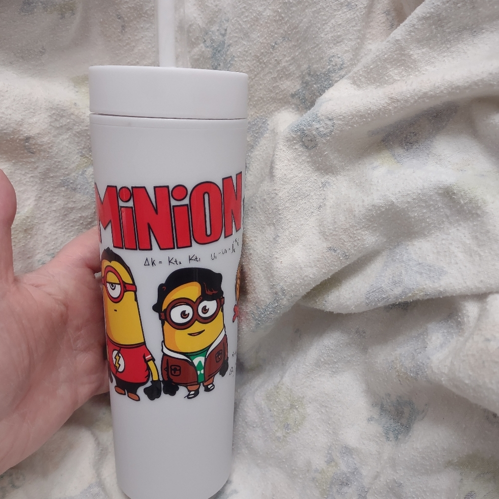 Big minion theory tumbler - Picture 13 of 13